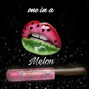 Yanni’s Luscious Lips